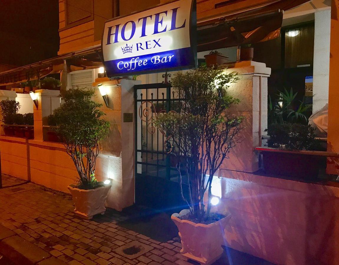 Hotel Rex Tiranë Luaran gambar